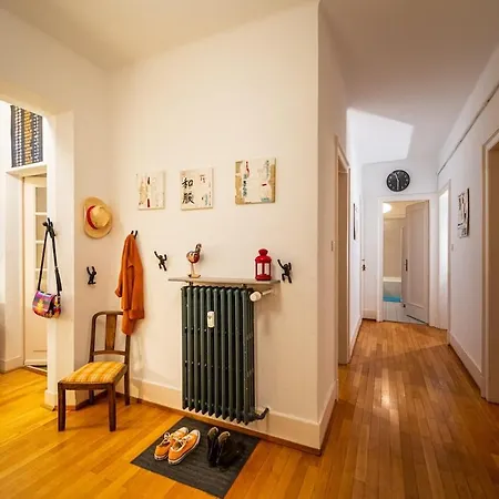 Large In Apartamento *