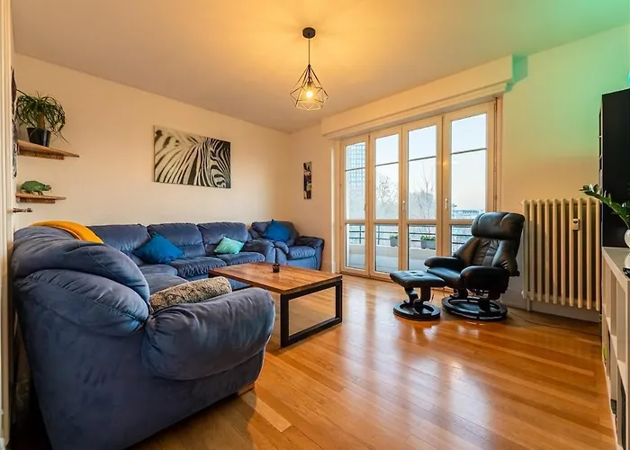 Апартаменты Large In *